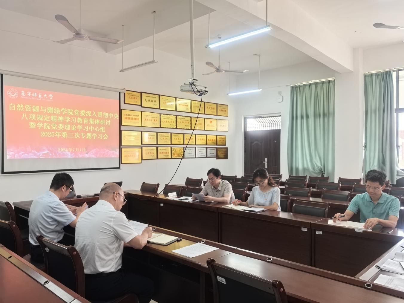 fb45498f7268efb5a3e3eb2eeeda907